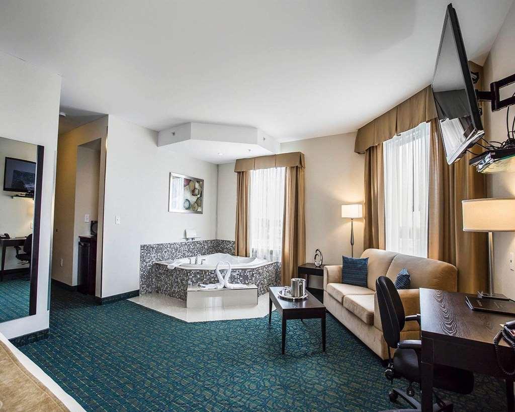 Comfort Hotel Bayer'S Lake Timberlea Bilik gambar
