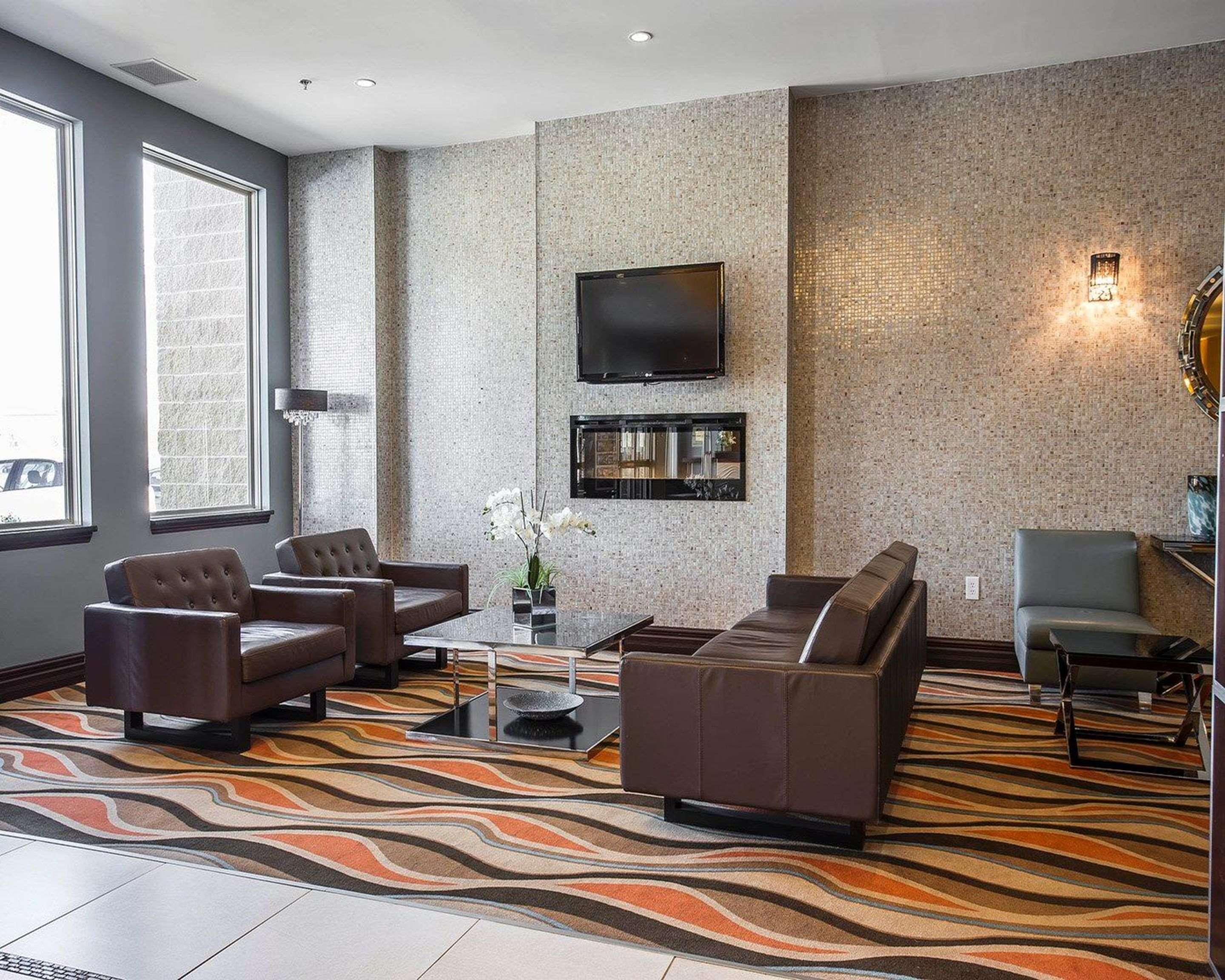 Comfort Hotel Bayer'S Lake Timberlea Luaran gambar
