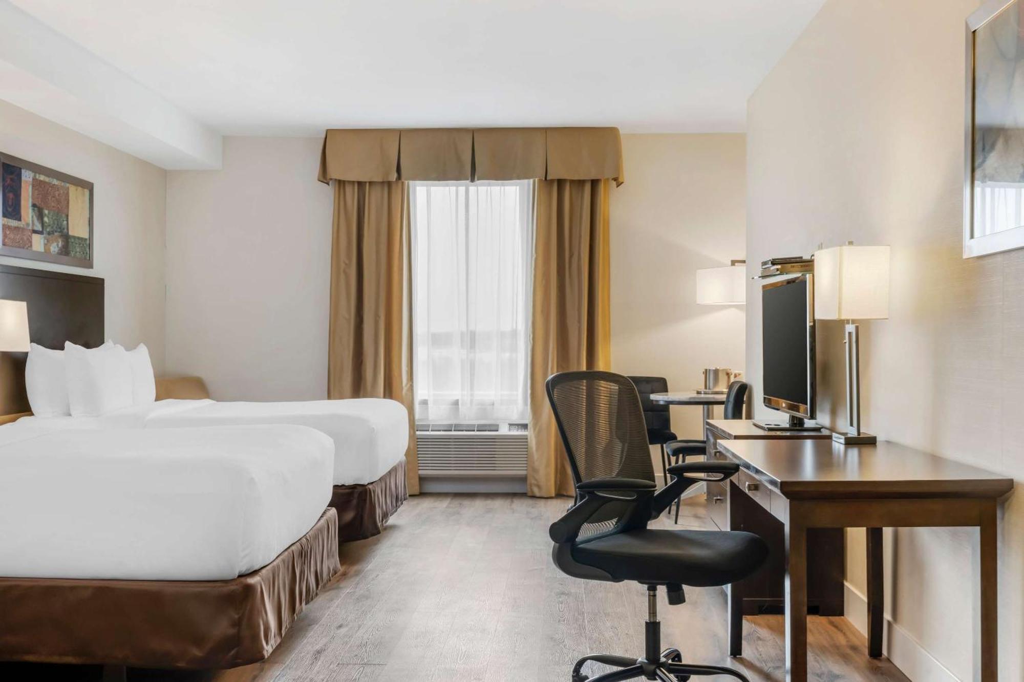 Comfort Hotel Bayer'S Lake Timberlea Luaran gambar
