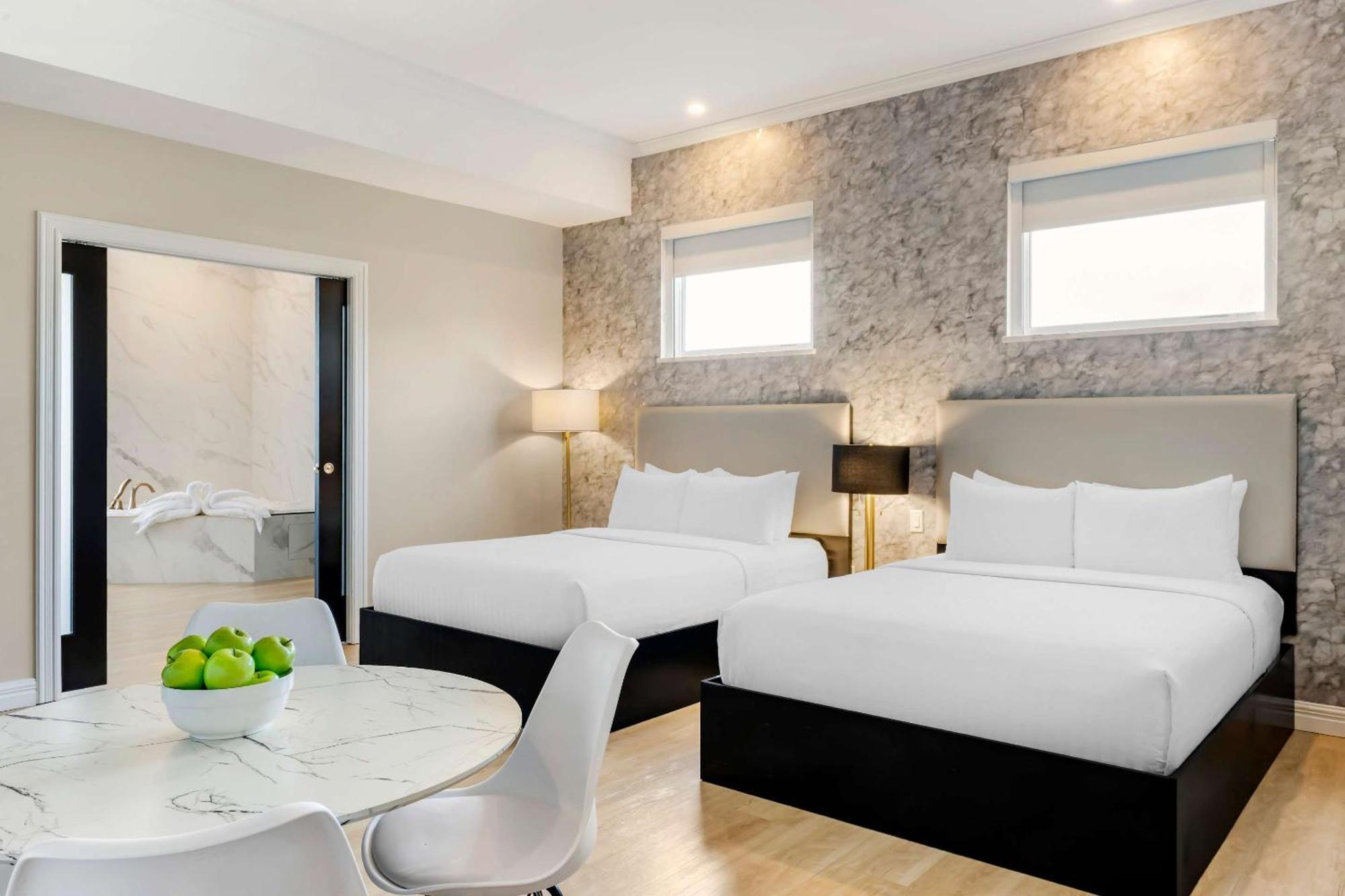 Comfort Hotel Bayer'S Lake Timberlea Luaran gambar