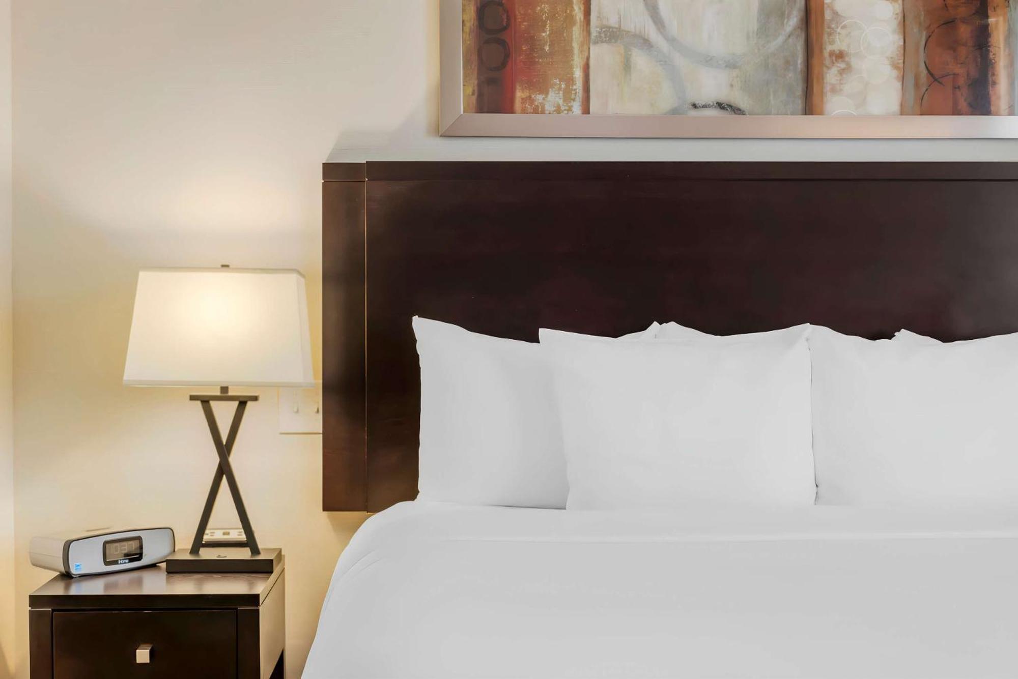 Comfort Hotel Bayer'S Lake Timberlea Luaran gambar