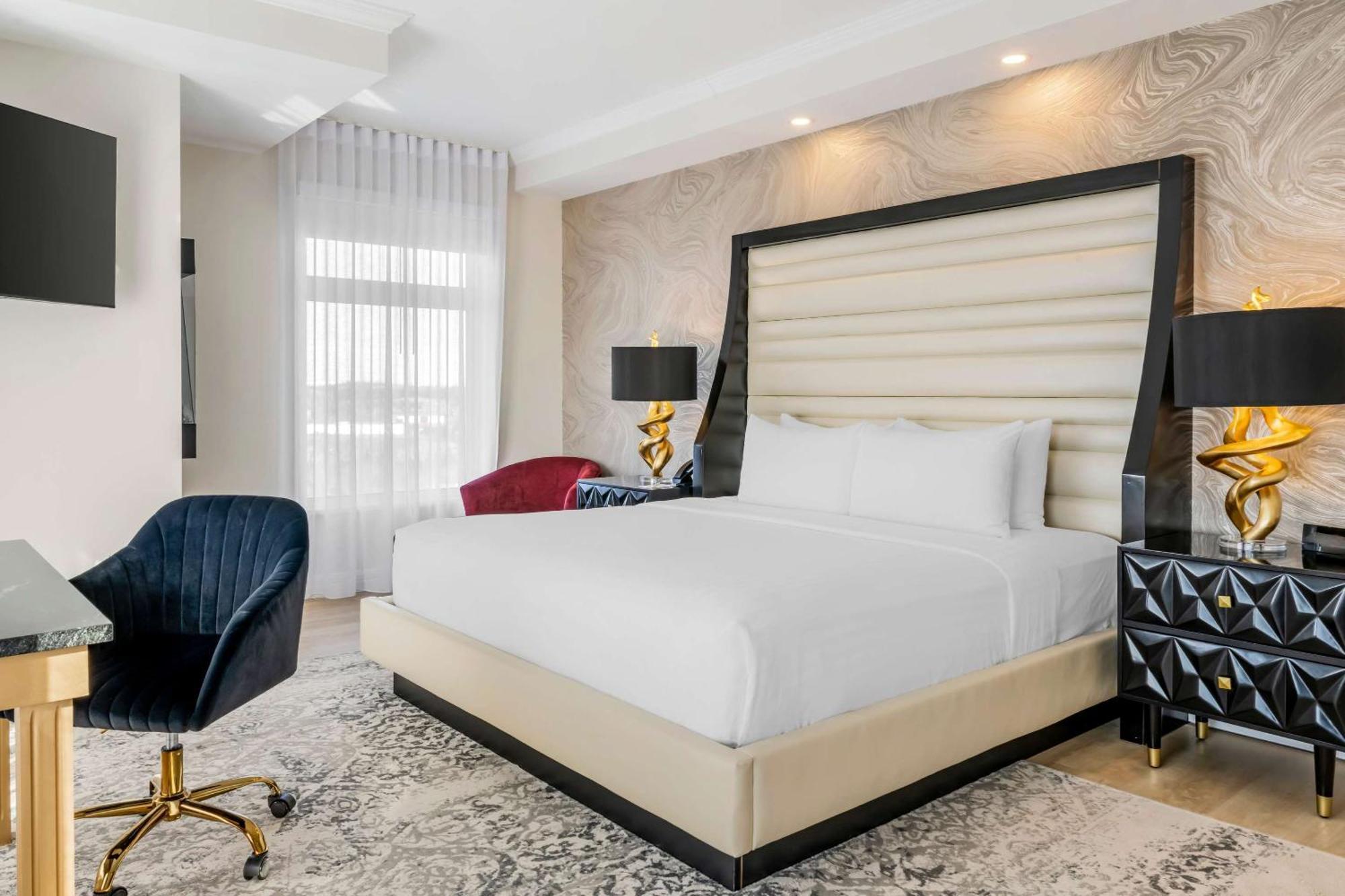 Comfort Hotel Bayer'S Lake Timberlea Luaran gambar