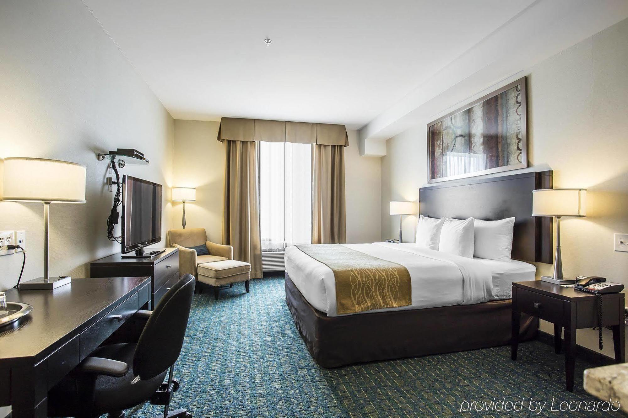Comfort Hotel Bayer'S Lake Timberlea Luaran gambar
