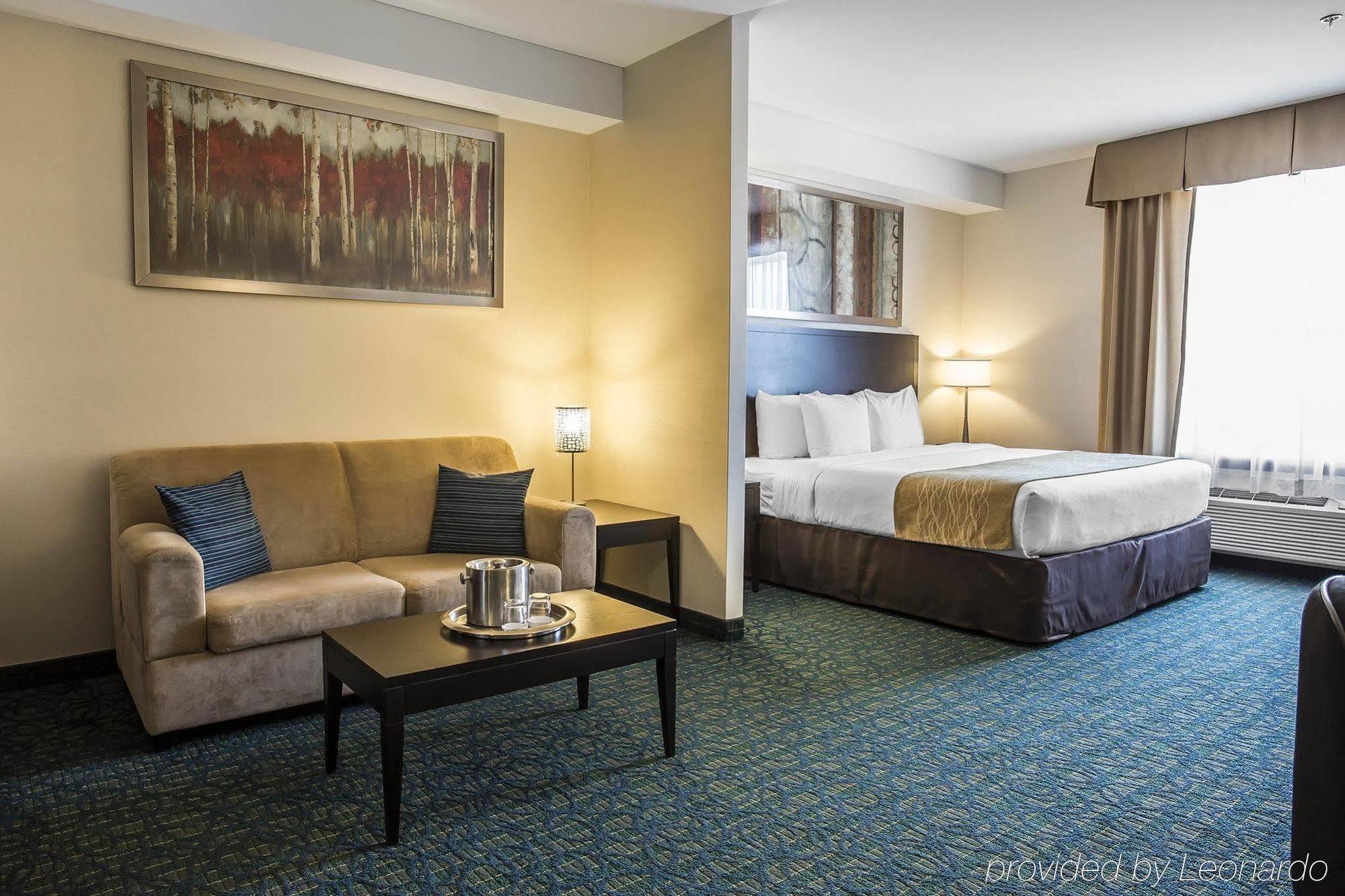 Comfort Hotel Bayer'S Lake Timberlea Luaran gambar