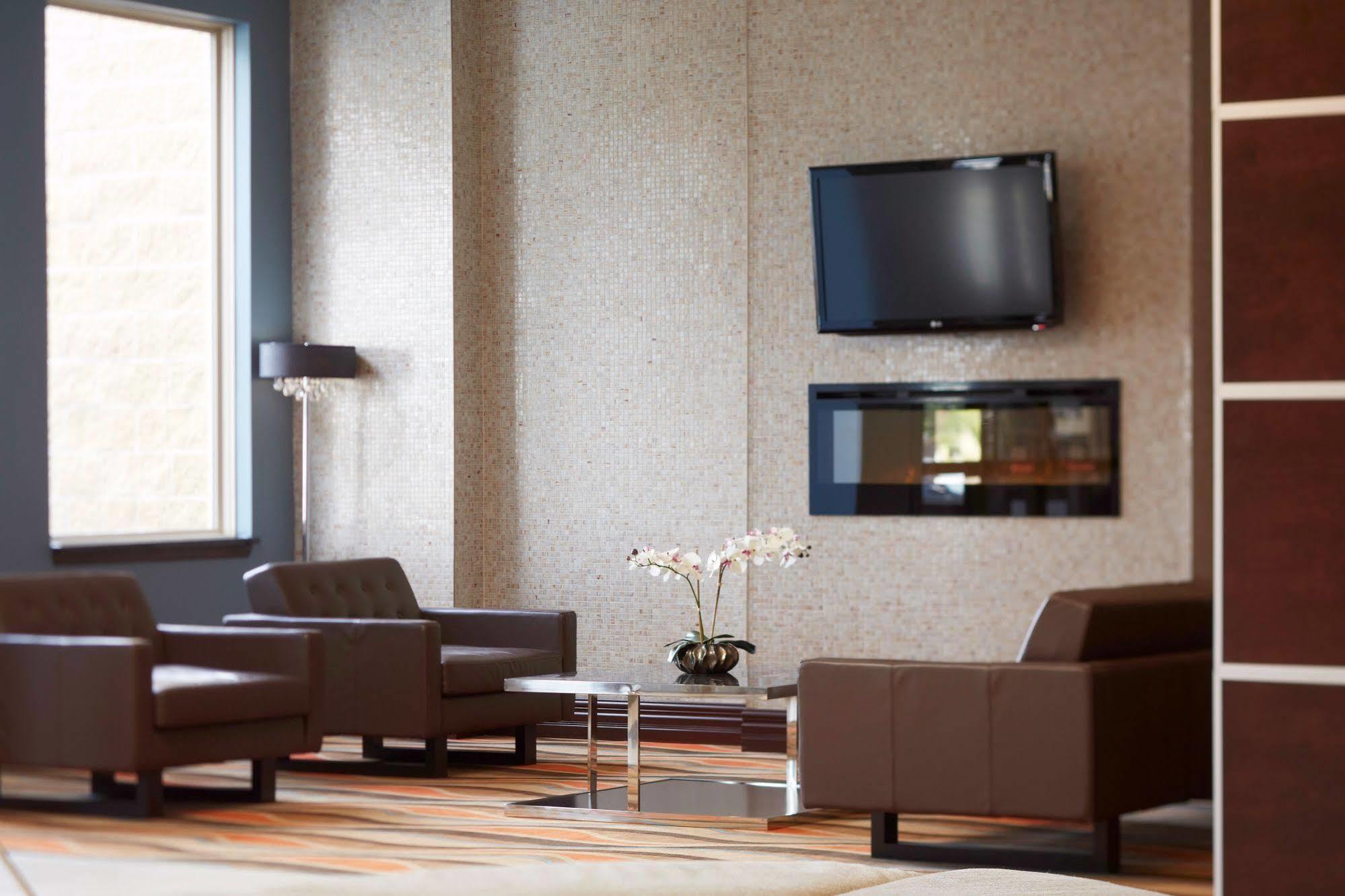 Comfort Hotel Bayer'S Lake Timberlea Luaran gambar