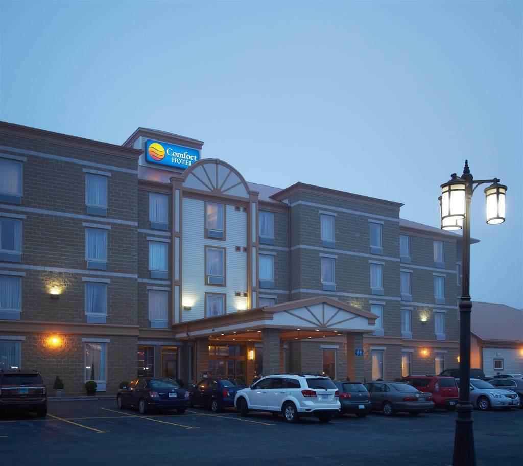 Comfort Hotel Bayer'S Lake Timberlea Luaran gambar